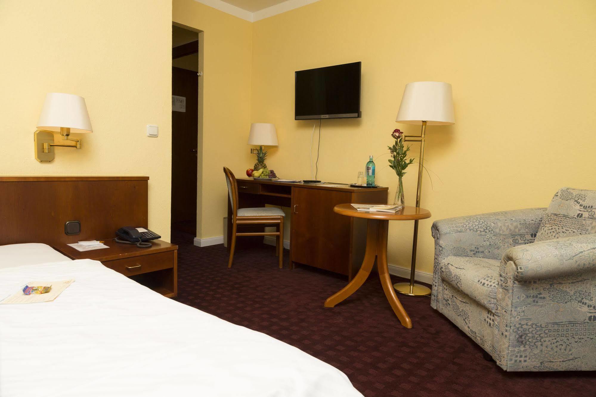 Ringhotel Residenz ヴィットムント エクステリア 写真