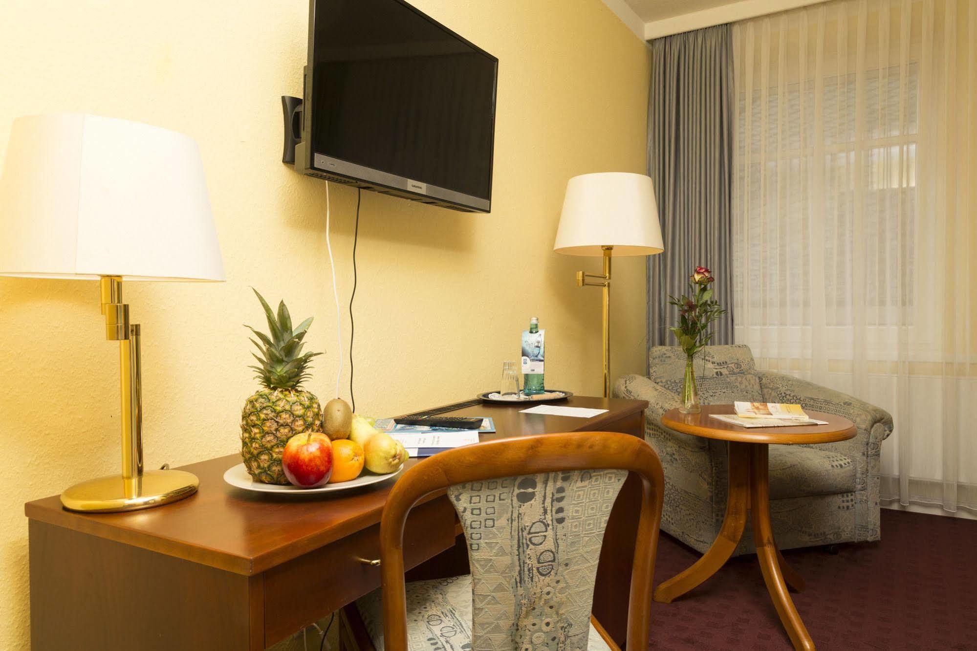 Ringhotel Residenz ヴィットムント エクステリア 写真